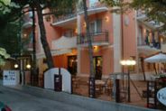 Hotel Fra i Pini a Viserbella di Rimini